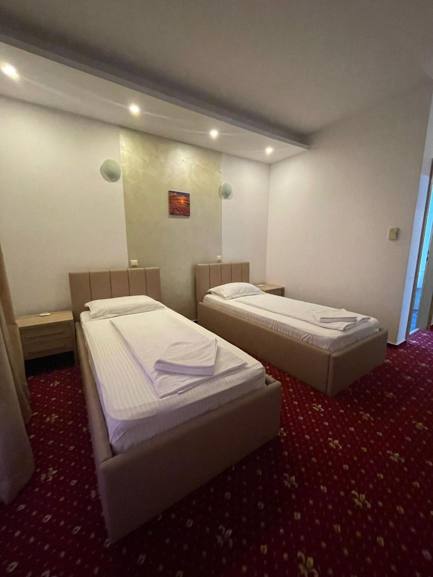 Hotel Vestem Екстер'єр фото