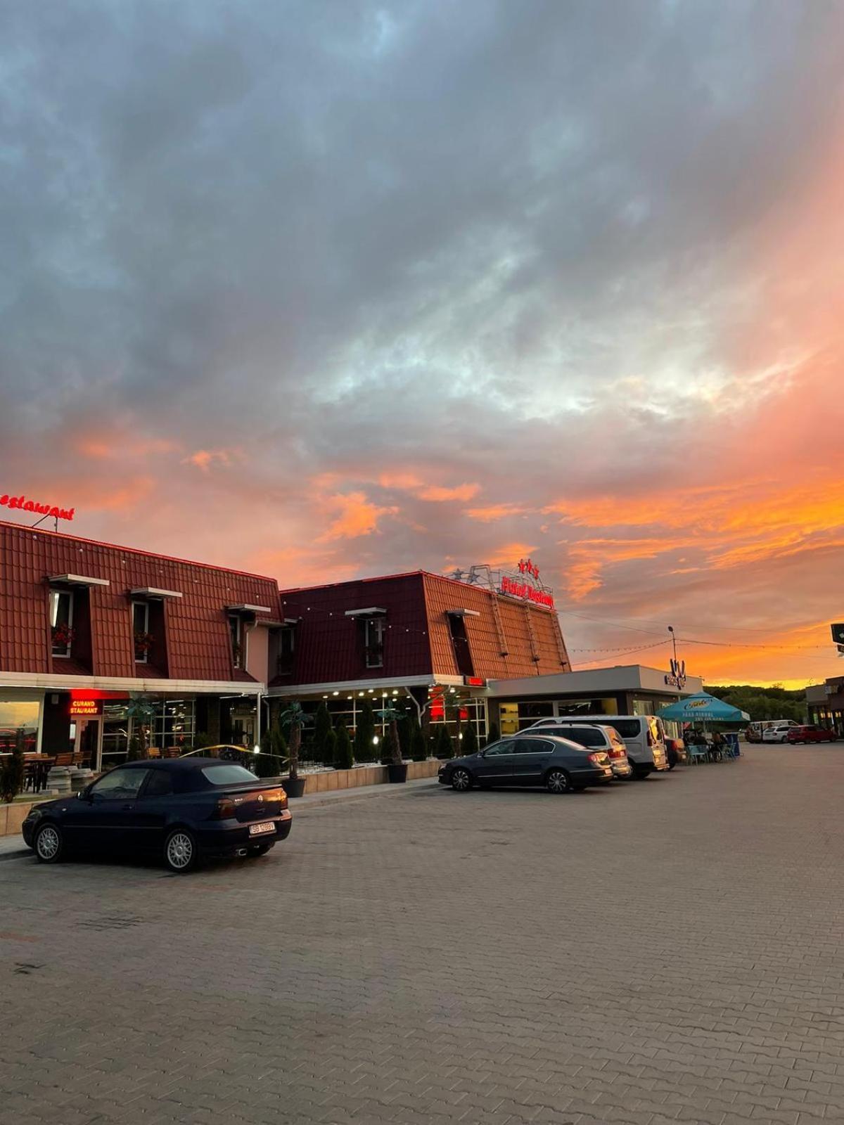Hotel Vestem Екстер'єр фото